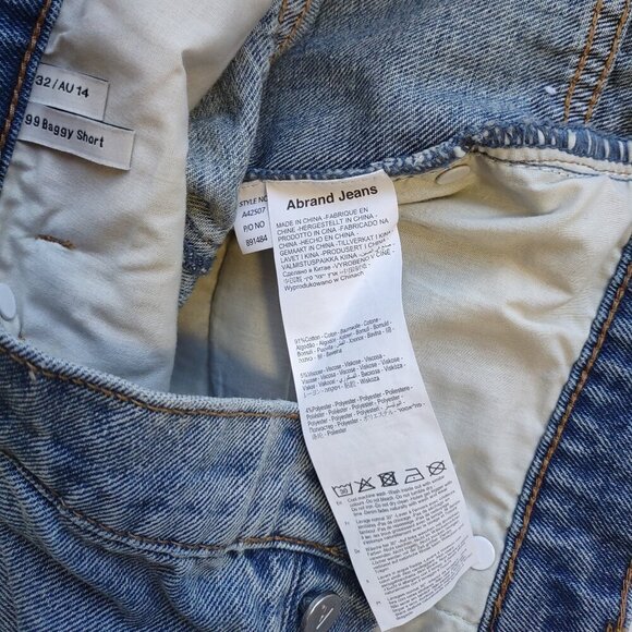 🆕 Abrand Denim Jean Shorts Mid-Rise Baggy "Shorty Short" Boho Grunge Size 32 - Picture 9 of 10